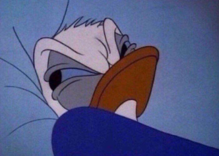 MejoresTwits's tweet photo. Cuando estás intentando dormir y al fin te responden el mensaje que enviaste hace 3 horas. https://t.co/yqRLD5k7Ko