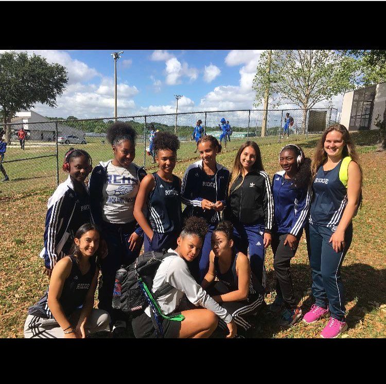 TheRealBratTati's tweet photo. Track Season 2017 Was AMAZING With These Girls Here ❤️🏃🏾‍♀️!! #rchstrack #oneaboltalwaysabolt https://t.co/gCvyhvG4ab