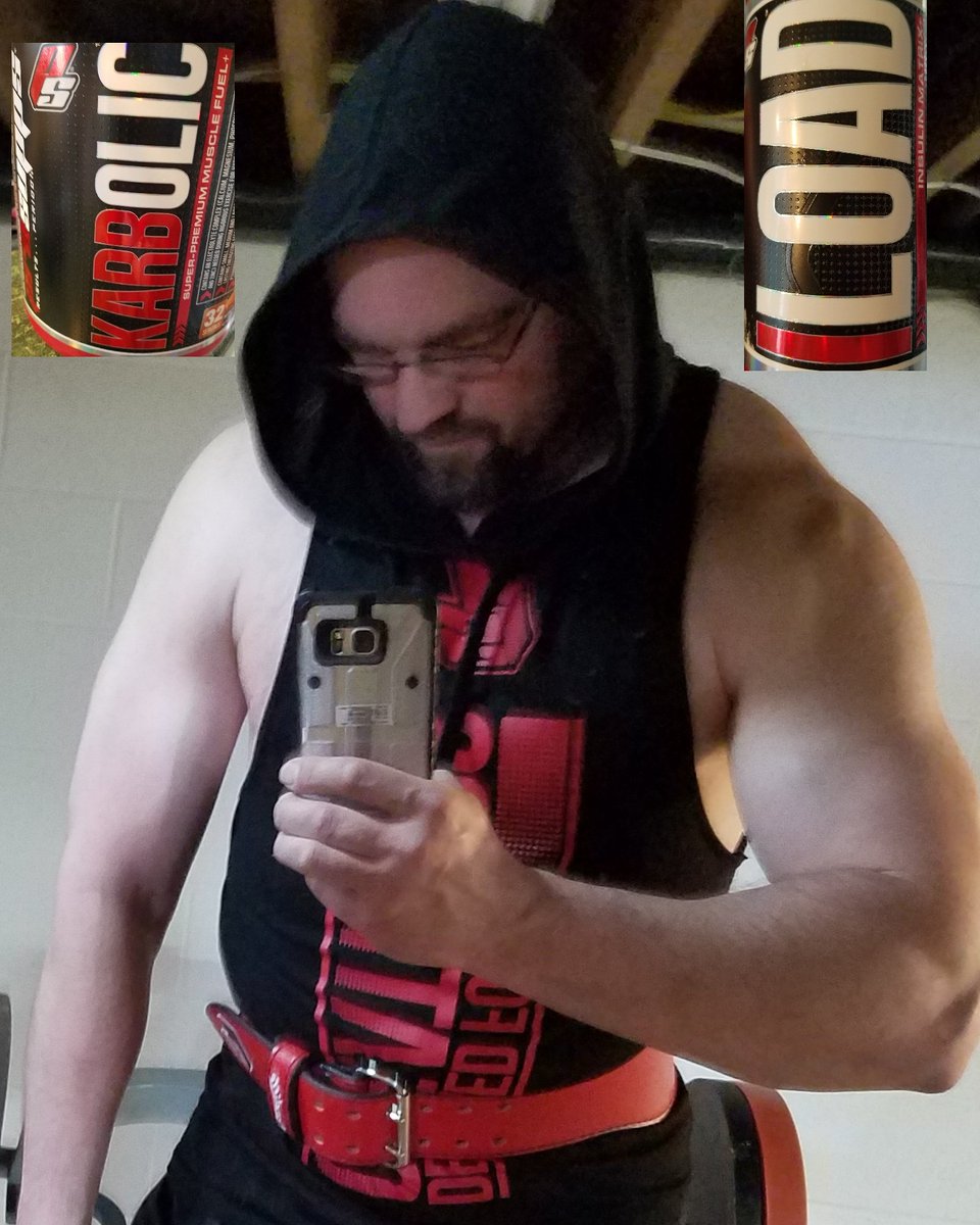 southsidejimm's tweet photo. #EveningWorkOut #Karbolic #ILoad #FeelingSwole @ProSupps #PSTAKEOVER #BleedRedAndBlack https://t.co/udyOQpGckA