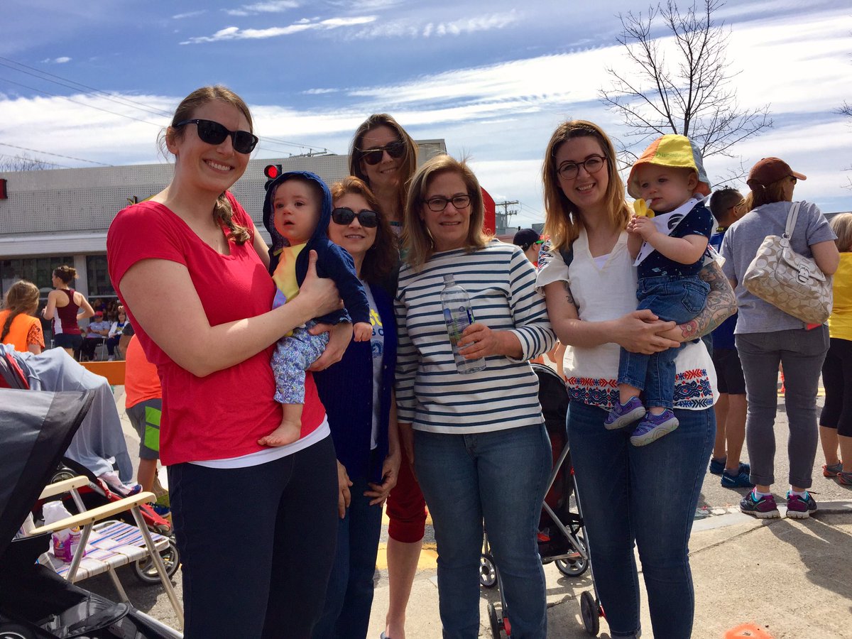 The <a href="/NELOGSYS/">NE Logistics Systems</a> team watching the #BostonMarathon in front of our #framingham headquarters! Great weather and turnout for <a href="/ChooseFram/">Choose Framingham</a> events