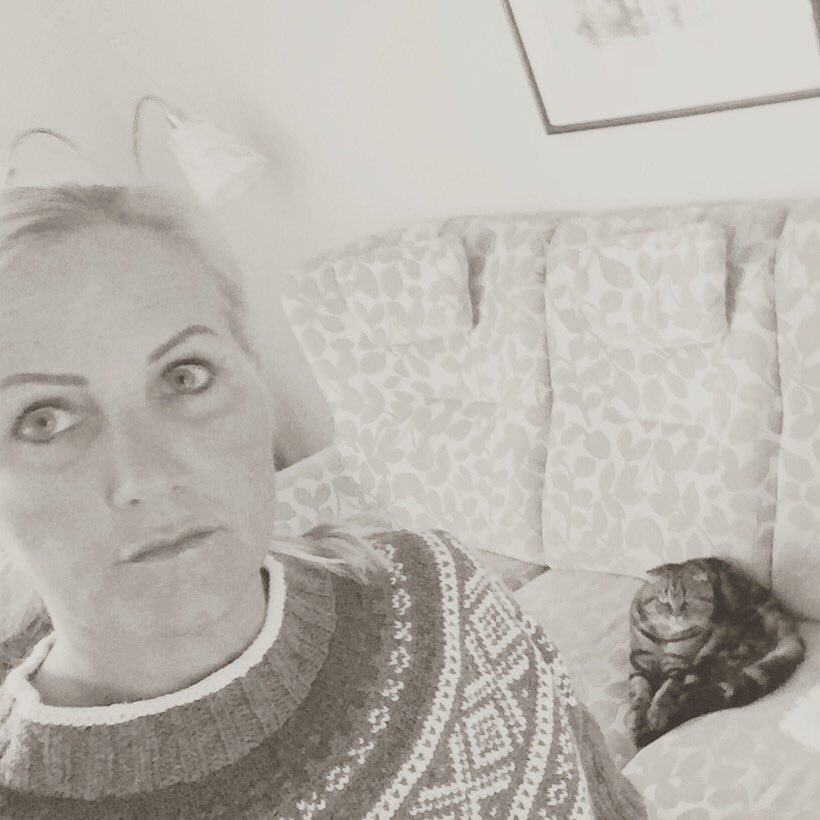 MONICAOSTERVOLD's tweet photo. She have my back .... aleays! https://t.co/Wv3wEiGpaH