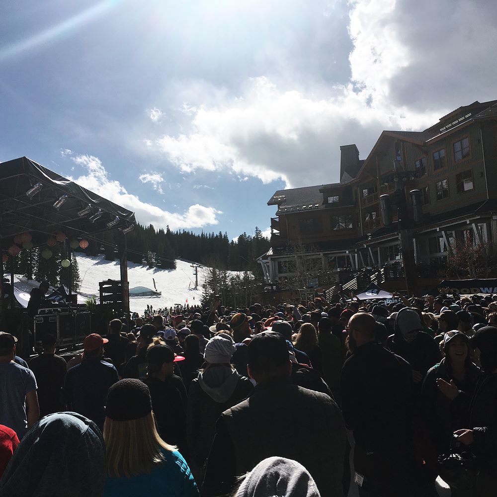 _PowderLove's tweet photo. That's a wrap! Closing weekend festivities including the lil tree I hit! #powderlove #springskiing #closingday #sa… https://t.co/Mshw6dKdyk https://t.co/Kx2NDcoG0N