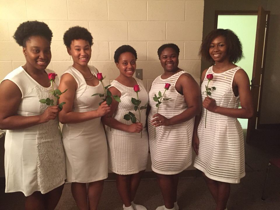 Oshia_S's tweet photo. On March 30, 2017 was the day I blossomed into this beautiful Rose of Sigma Alpha Iota!! πβΌοΈππΉ #IssaRose #Spring17 https://t.co/QkwrNAmyll