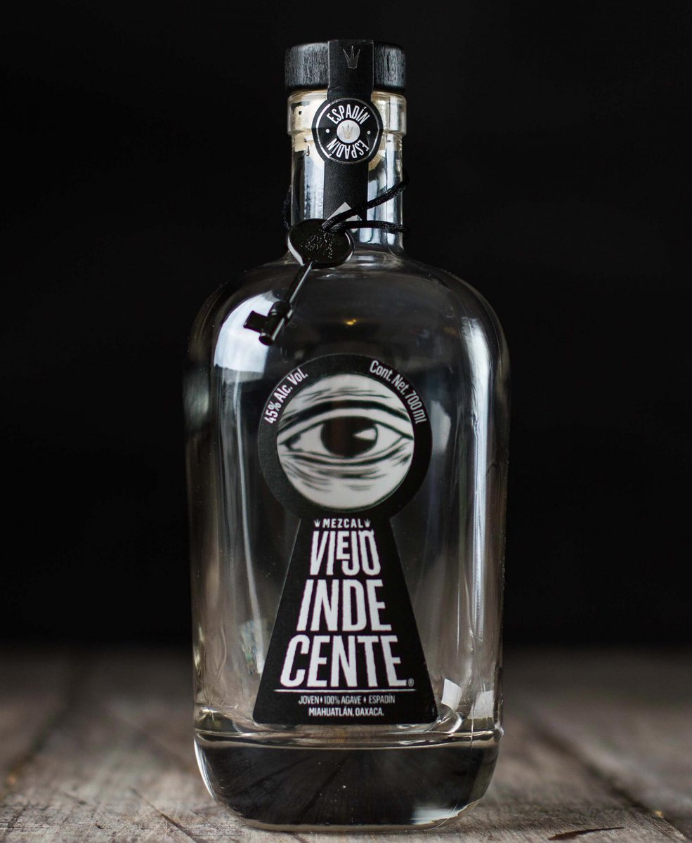 chilledmagazine's tweet photo. S FL: It's the LAST DAY! Mix up a cocktail using @MIndecente & you could win a trip to Mexico! https://t.co/OwhgDEoYaO #GettingIndecente https://t.co/TlWFoxPrjI