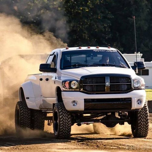 ExchangeArc's tweet photo. Playing in the dirt  #Dodge #Exchangearc #Lifteddodge #Liftedcummins #Blacksmoke #Cummins #Turbodiesel #Rollingcoal #Offroad #4x4 #Dually https://t.co/ujwcUHa8Fx