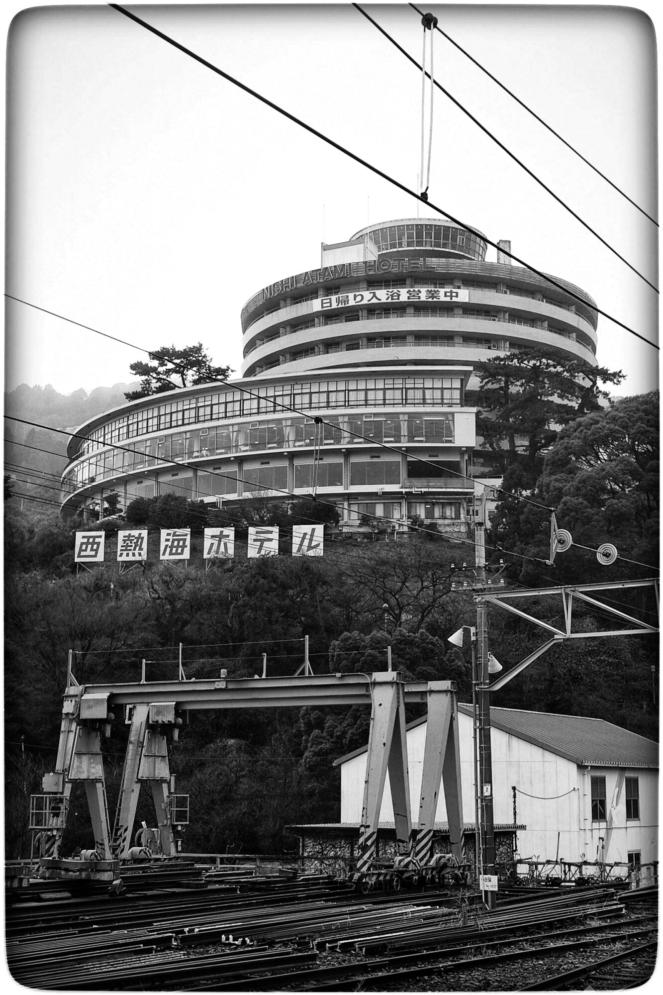 円形建物 Twitter Search Twitter
