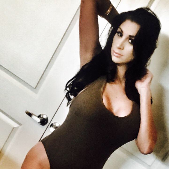 BlakeMcCloy's tweet photo. 🙌 YASSS It's time for #liveme's show Melissa Noelle : https://t.co/Ccbqz3FrhH https://t.co/jfEXc68FOL