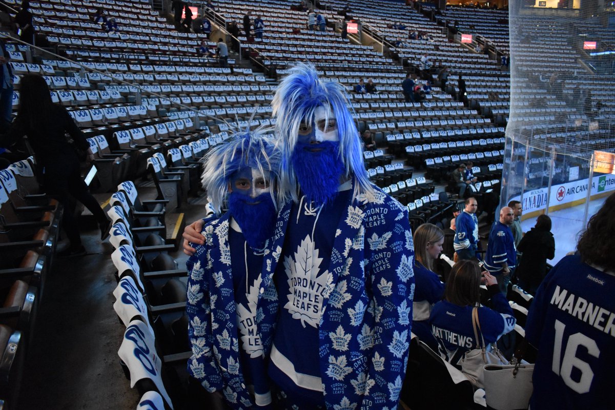 MapleLeafs's tweet photo. Dedication to the cause. #TMLtalk https://t.co/zhAmUDuOmU