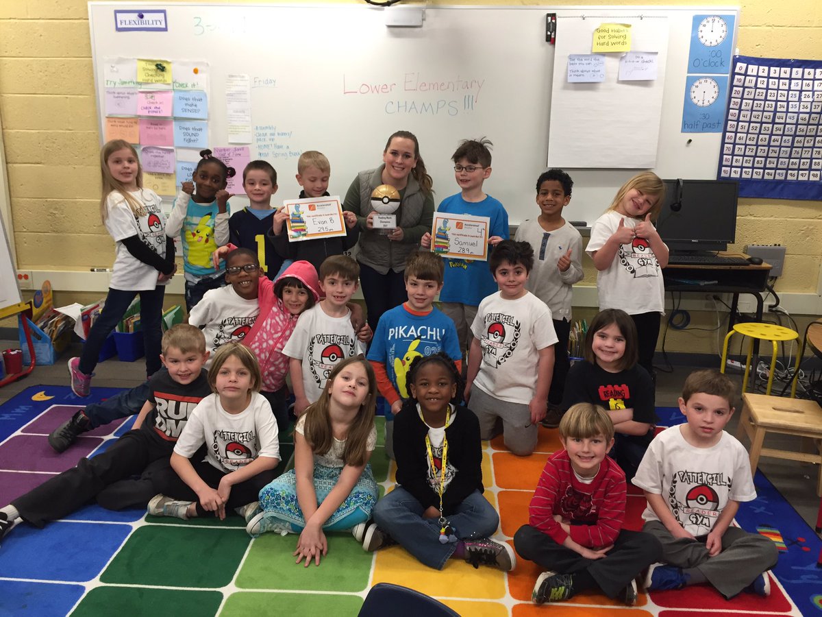 MWolynski's tweet photo. Our first graders got to celebrate their AR victory today with a pizza party and movie! Thanks @Walk2Books!! https://t.co/tw9RE9YBZZ