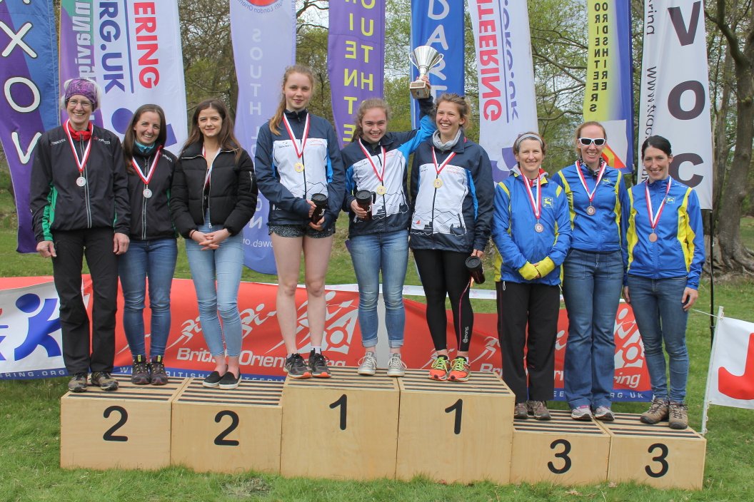 annrocket's tweet photo. @BearsdenAcademy @bearsdenpe @ClydesideO Lindsay & Emma on the podium with the Women's Short Trophy #jk2017 https://t.co/Yr64RSciIy