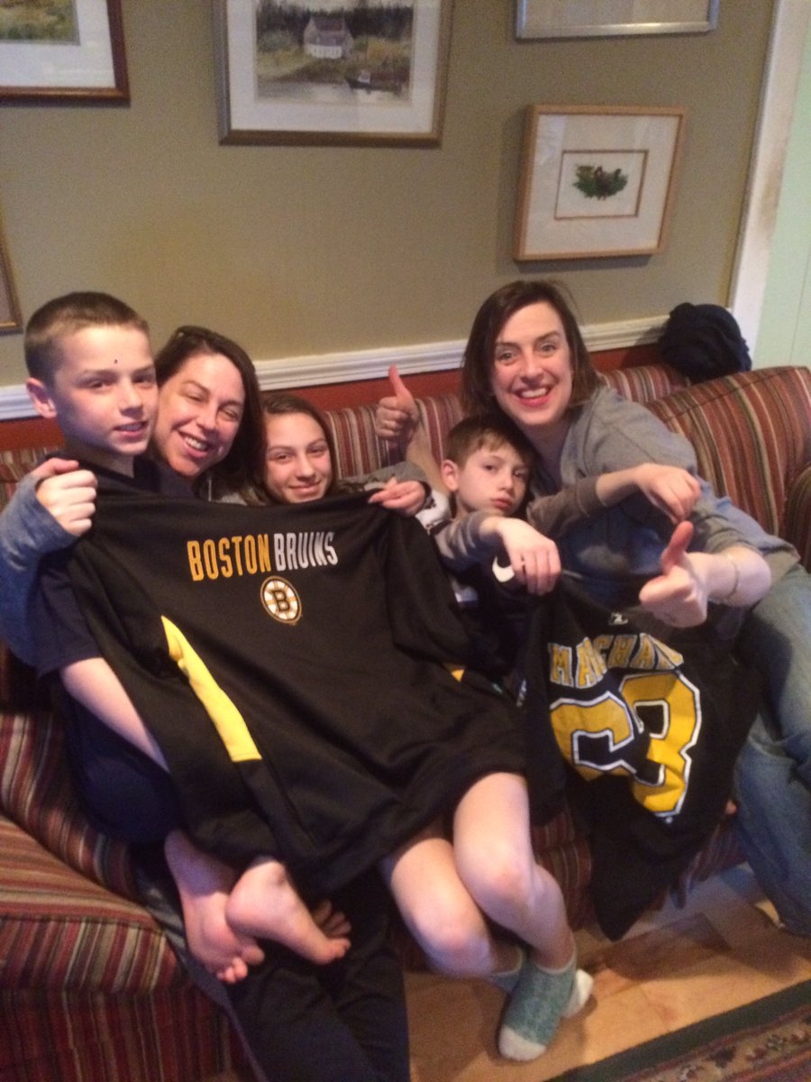 qkybart's tweet photo. @NHLBruins #GoBruins #falmouthforeside cheering section @OJCMDC @ALLFriendsK @visitmaine https://t.co/pWiKTguXls