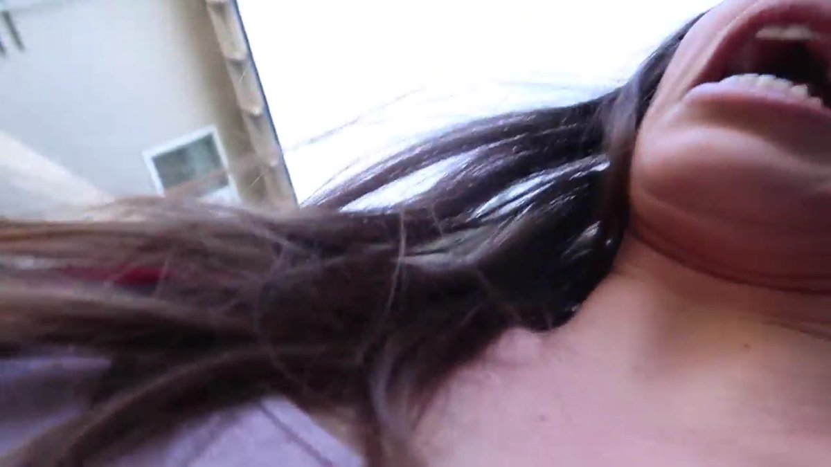 TwinGirl27's tweet photo. Top quality vlogging @MissRBaller https://t.co/SyWtgwO0Iv