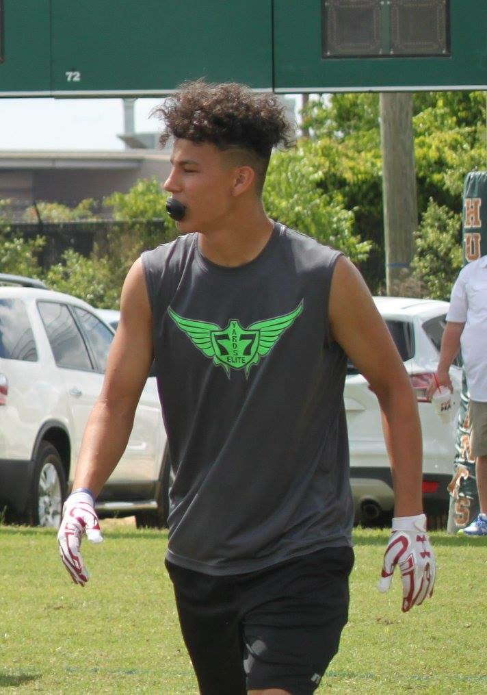 7yards7's tweet photo. ๐ฅ๐๐คSophomore FS/QB Isaac Anaya from San Antonio Brackenridge HS in #TX ๐๐ฅ๐ค
(6'0"175lbs)#4
https://t.co/Cp191zQk4D
#WEFROMSA #TXMADE https://t.co/IIyM41fWma
