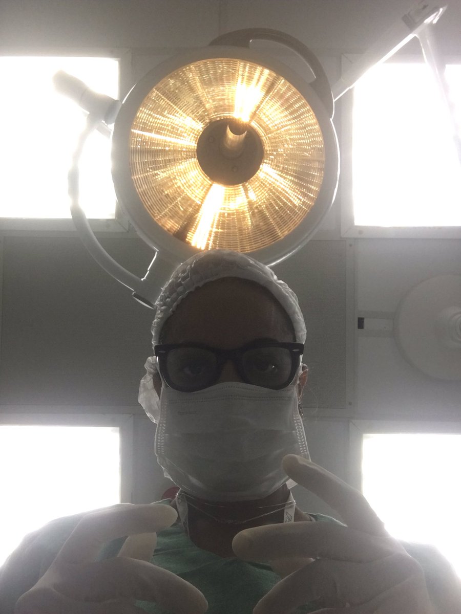 Ainda somos poucas, mas não menos fortes e estamos crescendo. #NYerORCoverChallenge #womeninThoracicSurgery @WomenInThoracic