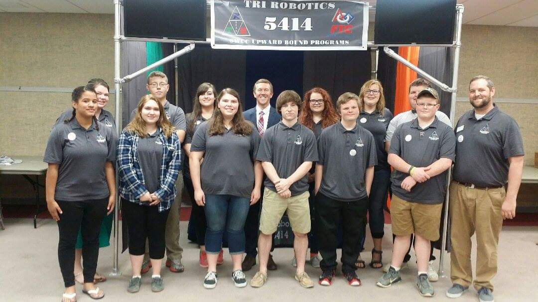 TRIrobotics's tweet image. Thanks @JamesMcDowell2 from @WVVA for coming out to shoot a segment on our team today! We&apos;ll share a link once it&apos;s online!