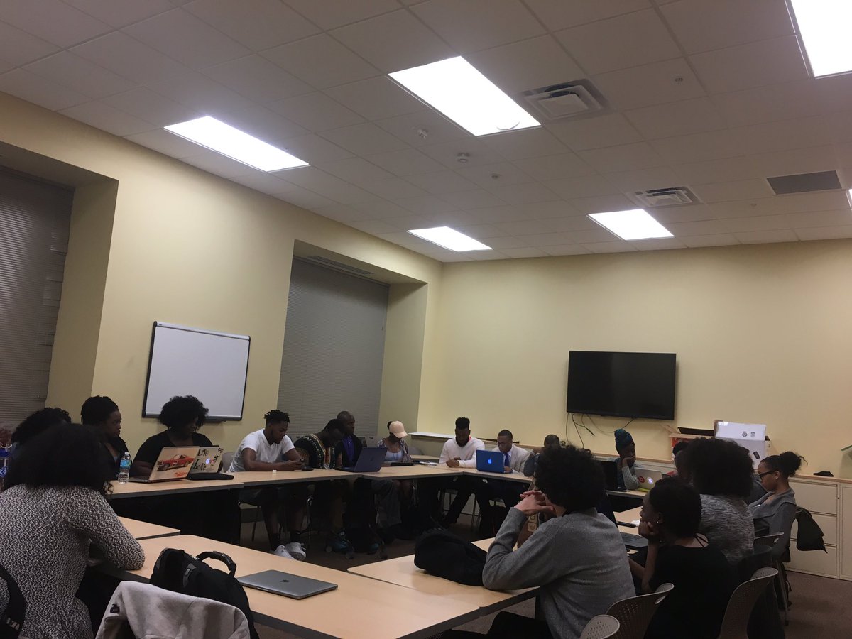 It's a PACKED house for tonight's <a href="/NPHC_UMN/">NPHC - UMN</a> meeting. My goodness!!!