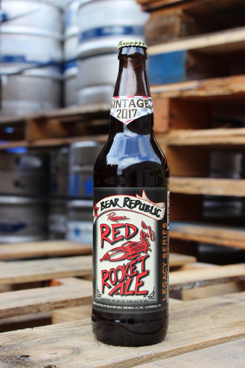 brbcbrewer's tweet photo. Want to have our beer at home? Stop in and get a growler, bottle, or six-pack! Out now is #FastbackRacer and #RedRocketAle. #bearrepublic https://t.co/Ky7qcwBzvD