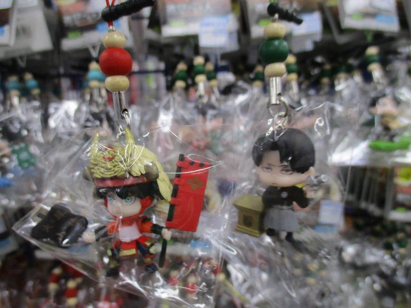 進撃の巨人　ご当地　ストラップ　新品 アニメイト池袋本店 on X: 
