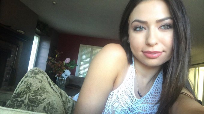 TREAT YO SELF.. to a private Skype date w me! Hi, it me pls let me drain your balls 😇👅 https://t.co/<a href="/tag/booty4blindside"class="tags"><span>#booty4blindside</span></a>