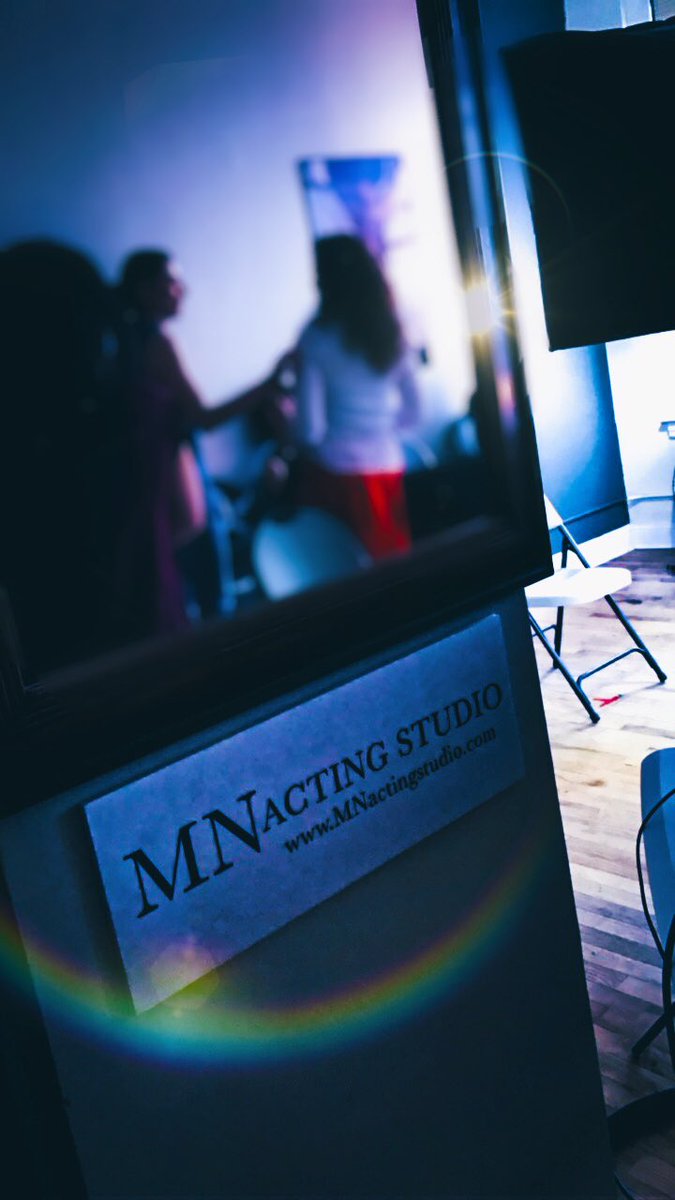 thatDrake's tweet image. Successful day 1 @mnactingstudio!
Thanks @VanHansis1 🤙🏽  
#studyup #oncamera #nyc #calmyourfacedown