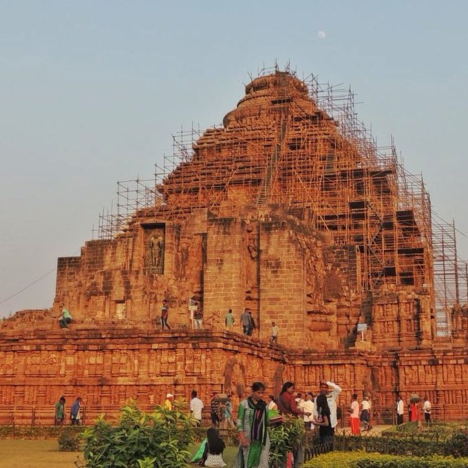 View image on Twitter