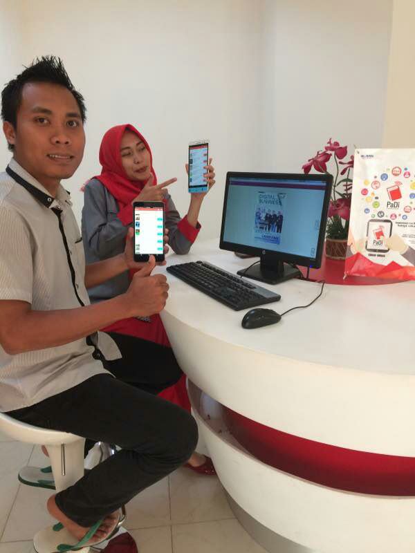 restiuwtiuw's tweet photo. Ini dia si  PaDi yg bisa mencerdaskan bangsa... @Synergy_Telkom #bumnhadiruntuknegeri #witelbanten #plasarangkasbitung #paditreg2 https://t.co/ZCEhC7DX75