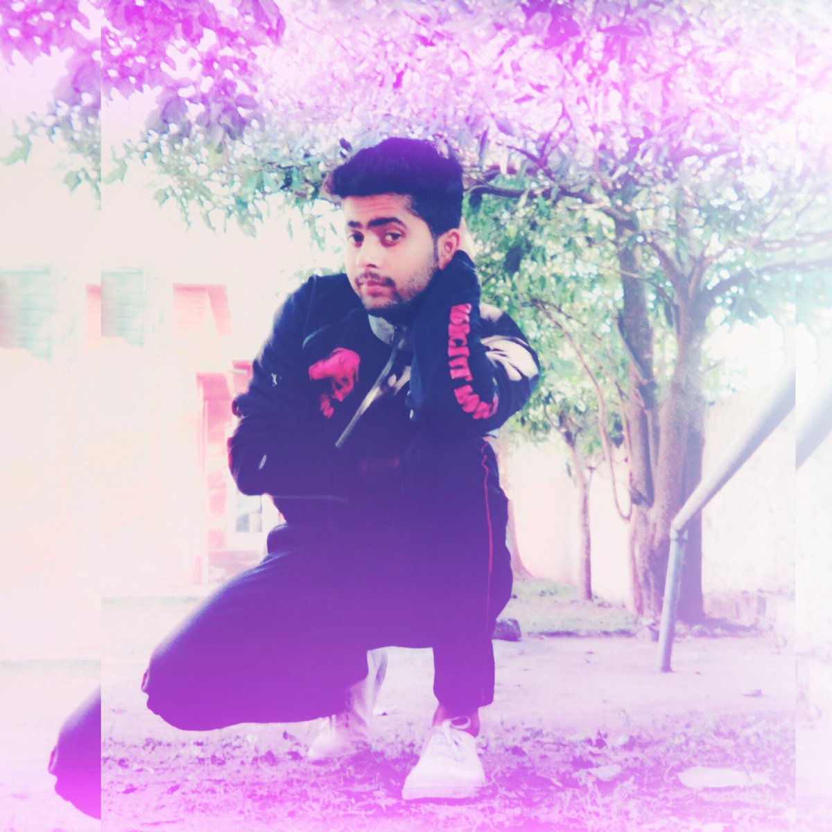 sunilr652's tweet photo. #NewProfilePic https://t.co/MaLAKWUeTQ