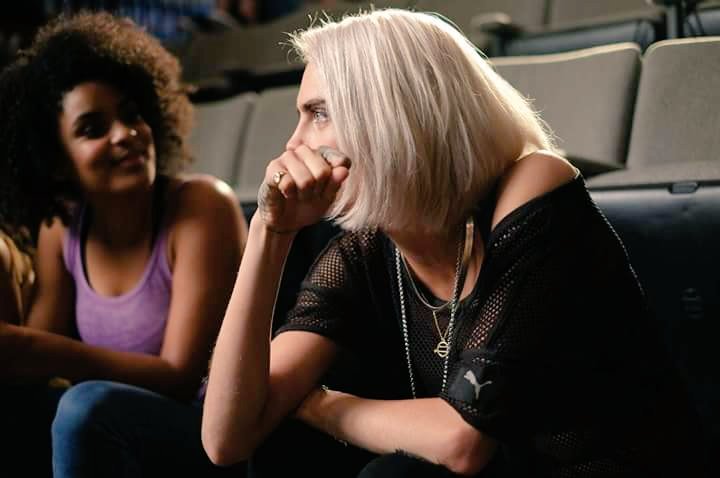 caradeleuinqne's tweet image. 