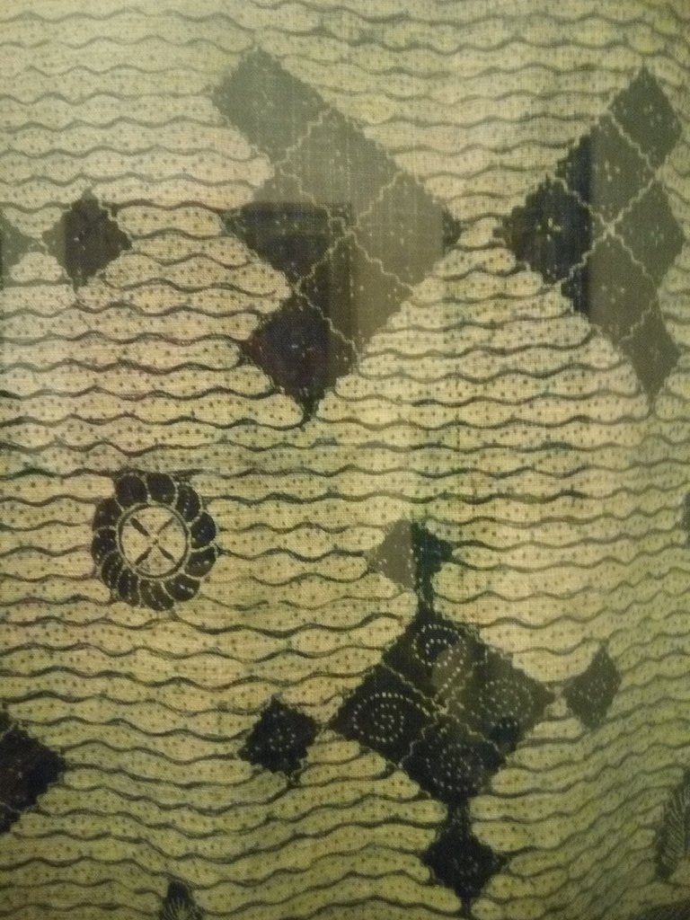 Contoh2 batik tenun gedog dari Tuban.
#SbuxGMOS #KodeNusantara <a href="/SbuxIndonesia/">Starbucks Indonesia</a>