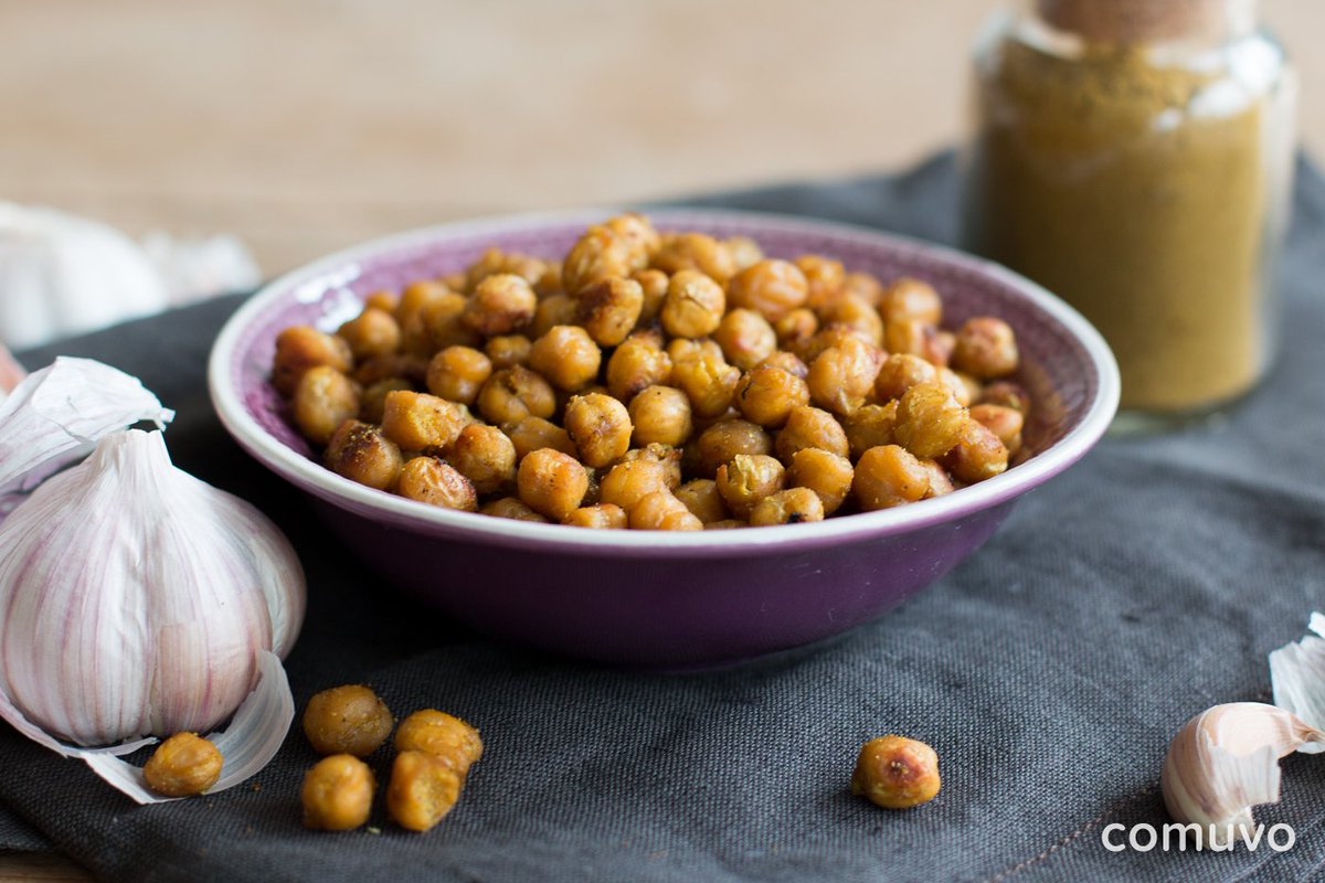 comuvo's tweet photo. Geröstete Curry #Kichererbsen – Snacken ohne schlechtes Gewissen: https://t.co/v1n8mdPhqZ | #fitfood #gesundabnehmen #vegan #powerfood https://t.co/b3gFdF6HMR