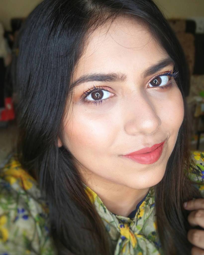 bhumika_t's tweet photo. #FOTD #MakeupDeets
.
.
.
.
#indianmakeup #bbloggers #indianbeautyblog #MOTD #MakeupOfTheDay #FaceOfTheDay #love #… https://t.co/1X68Vn0JRv https://t.co/trqN91b7CN