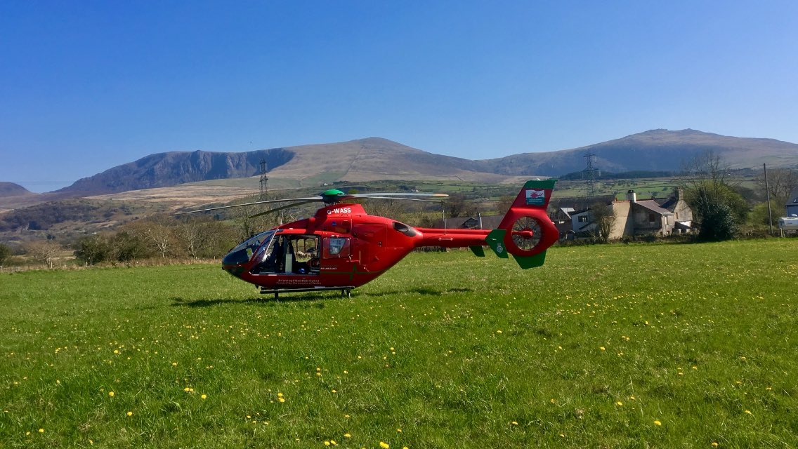 Out and about in #Penygroes!

Each of our missions costs around £1,500, funded by your kind donations and support :)

#ViewFromTheCrew