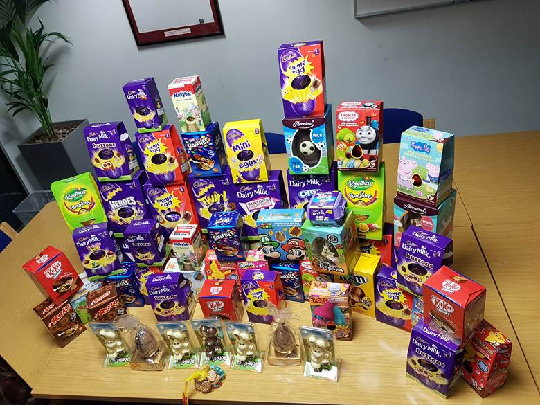 SafeComputingUK's tweet image. Employees at Safe pulled together for some Easter fun and donated a collection of Easter Eggs @RainbowsHospice #charity #easter #donate