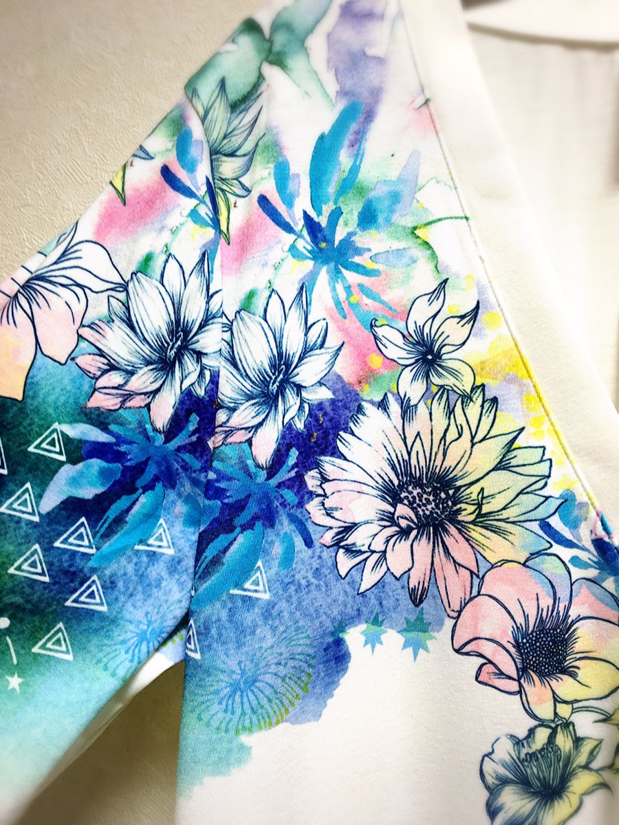 kaya1209's tweet photo. scolar花柄ロングカーディガン再入荷しました✨
通販も行っています↓
お問い合わせ  kaya.asp@outlook.jp
DMのお問い合わせも🆗です＼(^o^)／
#scolar #スカラー #花柄ロングカーディガン #中野kaya #中野ブロードウェイ #中野スカラー https://t.co/ZXLuKhNKGb
