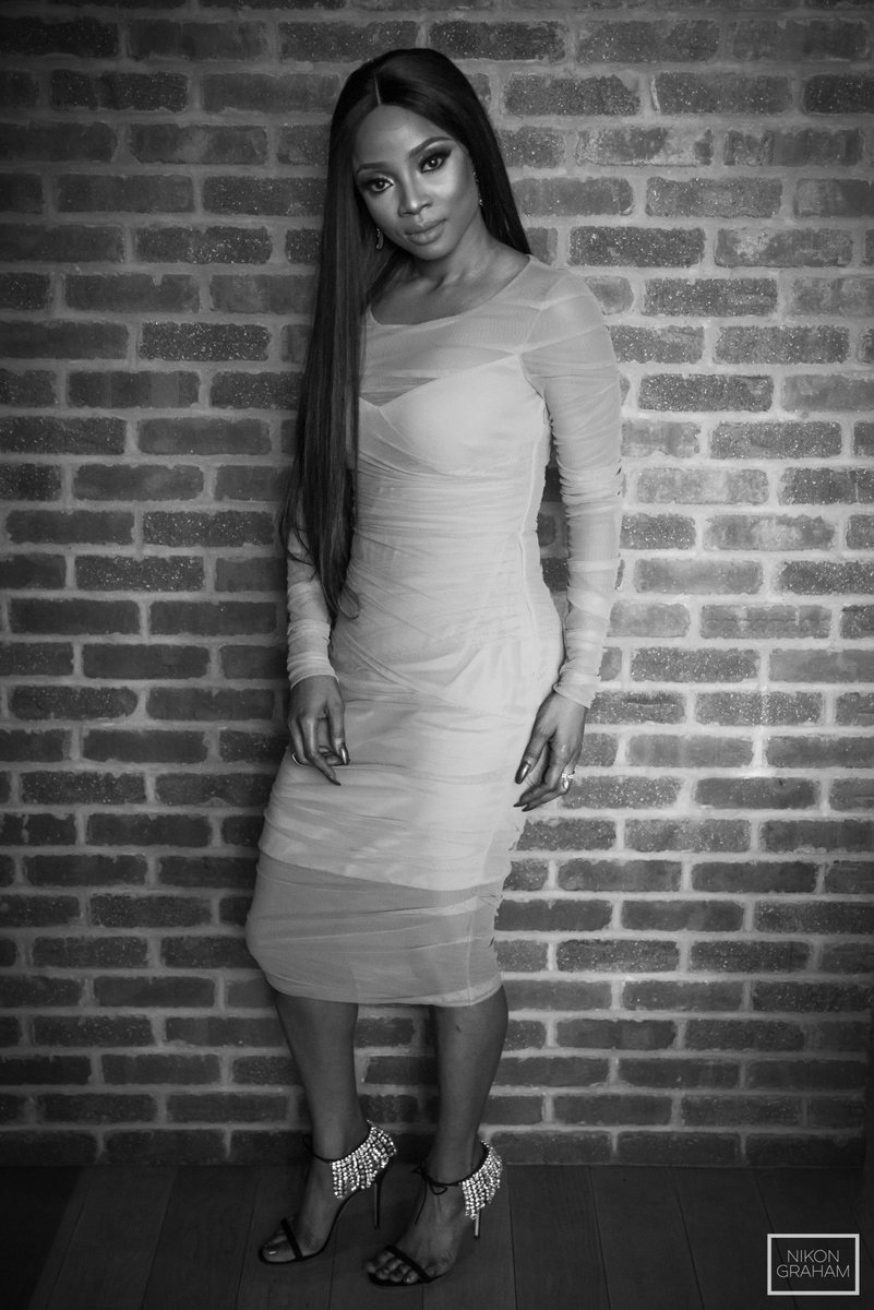 NikonGraham's tweet photo. Last photo from this weekend shooting with the elegant @tokstarr.
#OnBecoming #NikonGraham
https://t.co/y4SwaVuIFo https://t.co/qFA6IUTemz