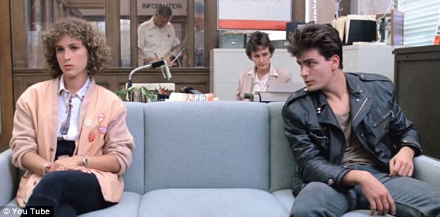 sonderdirector's tweet photo. Charlie Sheen stayed awake for 48 hours to achieve a suitably wasted look for his cameo as a drugged-up felon. #triviatuesday https://t.co/NcZNczFMeN