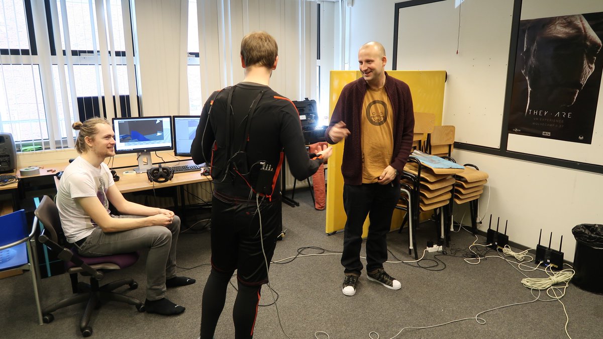 ProjectMyron's tweet image. VFX supervisor Julian Foddy from @ILMLondon came to visit us and gave us useful feedback. He was very impressed!
