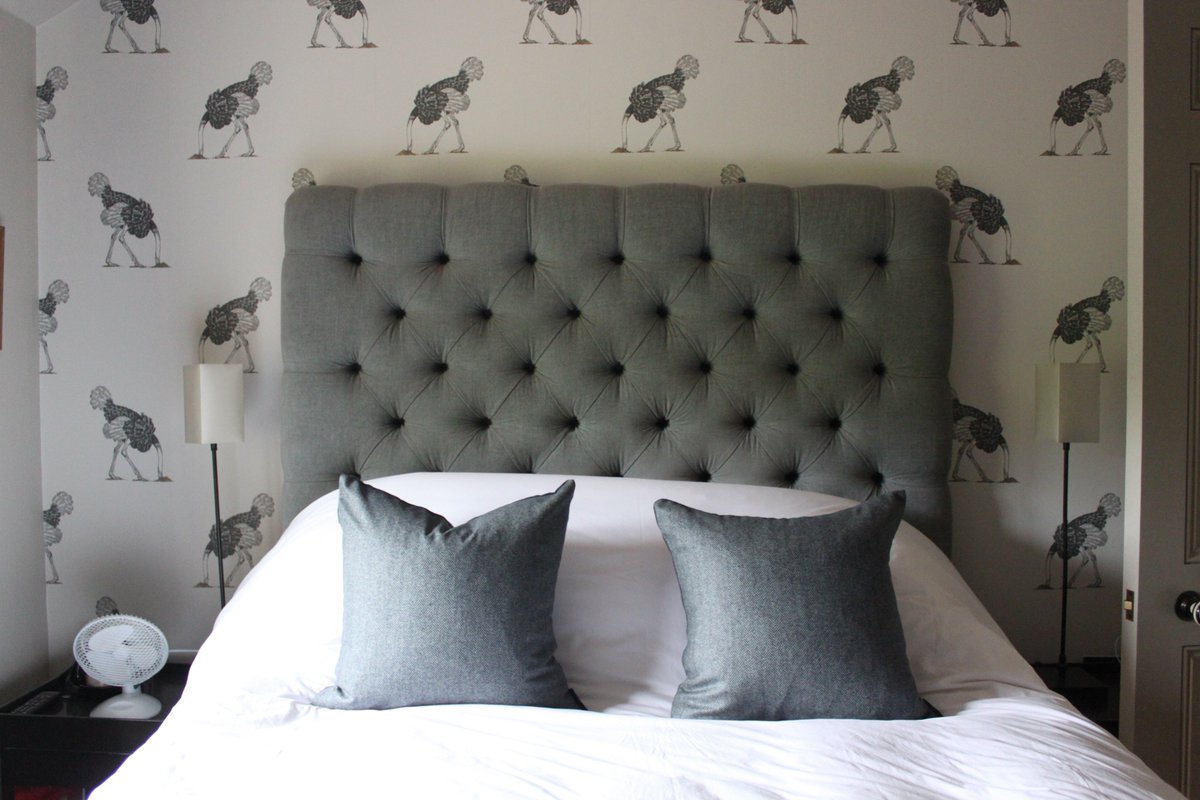 InkyVelvetltd's tweet photo. Smart pair of Ted Ink herringbone cushions, made with premium quality suiting wool #home #interiors #cushions #herringbone #wool https://t.co/4asvQz8nV6