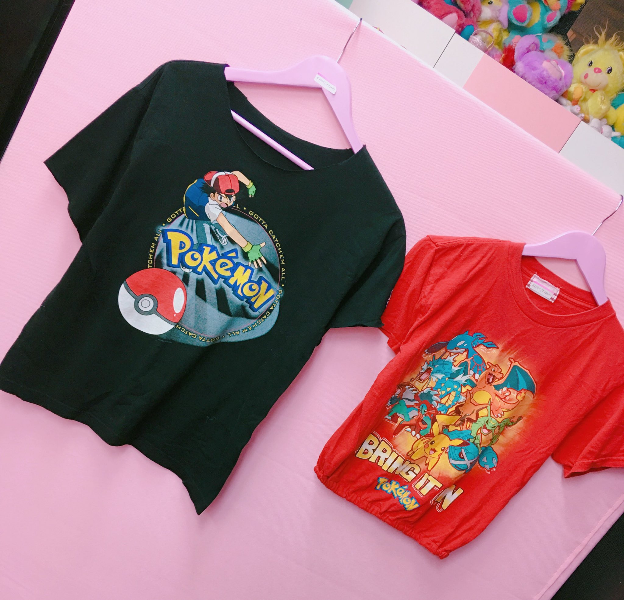 Shop Candye Syrup 原宿 Pokemon ポケモン Tシャツもcapも輸入ものでおしゃれ Tシャツは襟カットや裾しぼってあったり かわいくリメイク済 Capはフリーサイズっ 雰囲気としては これぞ 大人なのに男児服着てる Tシャツもcapも大人サイズ