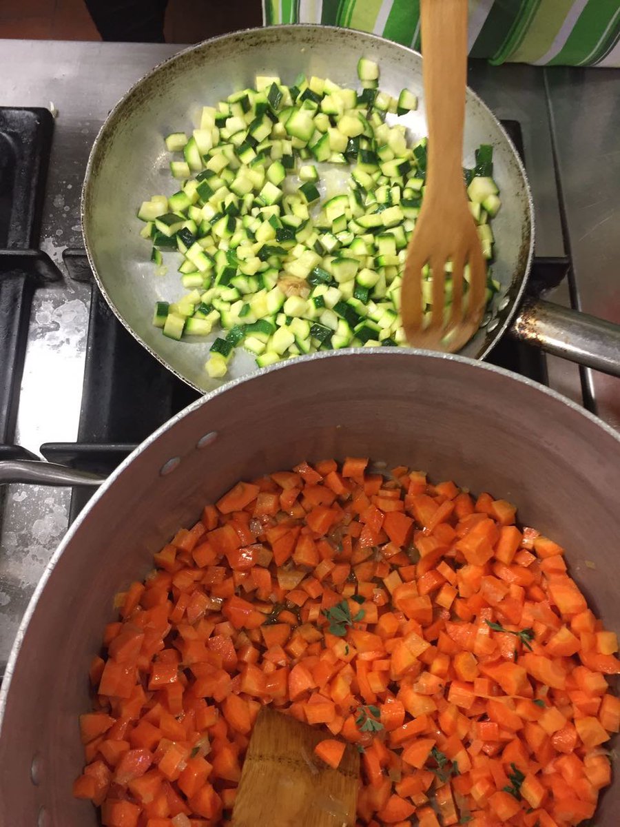 poderescroce's tweet photo. Un piccolo "assaggio" per rimanere in tema... del #laboratoriodicucina del #PodereSantaCroce di mercoledì 12 aprile
https://t.co/rrimHc24fz https://t.co/YgDVStdMEJ