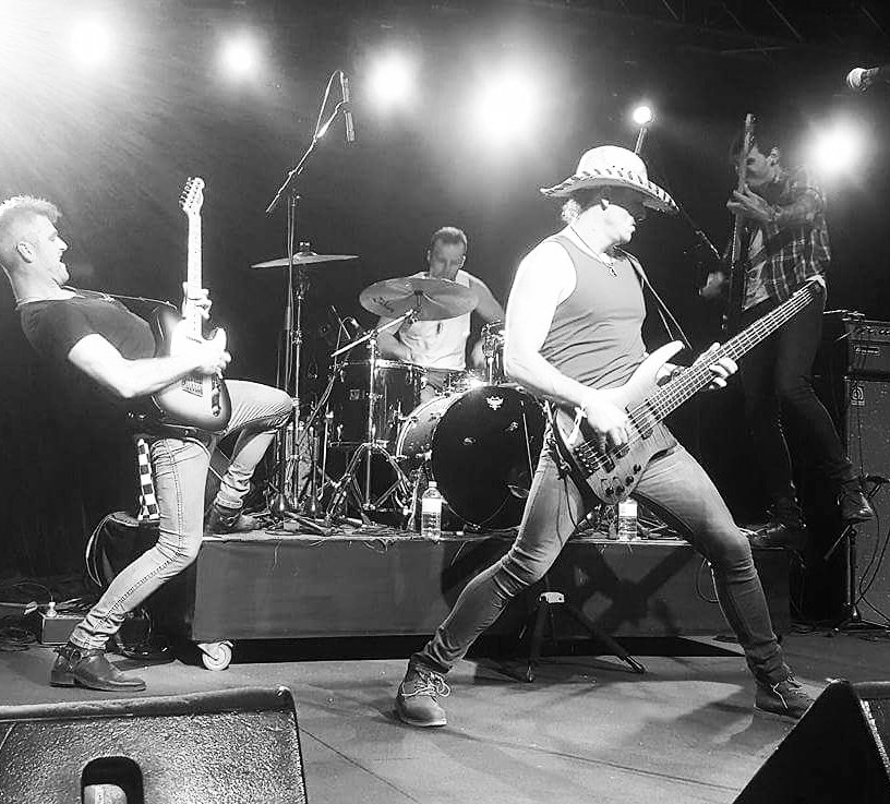 HurricaneFall1's tweet photo. We are getting pumped for Club Kotara this Saturday at 8pm!
Who's coming?
🎶🖒🍻🎤

#hurricanefall #newcastlelive https://t.co/tv1XoHb9Tb
