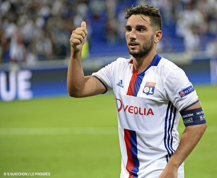 OLPLAY_Officiel's tweet image. ⚽️ Culture Club avec @Heloise_CCOL 
⏰ 18h30
👤 Invité Jordan #Ferri 👍😛🇫🇷
#️⃣ #CCOL
📍 @ParcOL
📺 @OLTV_officiel
💻 #OLWEB