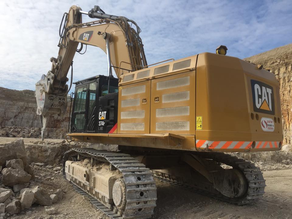 XCentricFrance's tweet photo. Visite de supervision du #XcentricRipper #XR80 de #PoirierTP, monté sur #Caterpillar 374F, en extraction.
#Xcentric #JeSuisXcentric #Cat374F https://t.co/PrpRK2GD4q