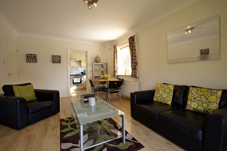 AleksandraPAS's tweet photo. Acacia Court Apartment, Bracknell. One bedroom apartments available now.
STAY IN APRIL OR MAY FOR ONLY £65 PER NIGHT
https://t.co/Lx9YZnhtUQ https://t.co/WIn9m4kCdR