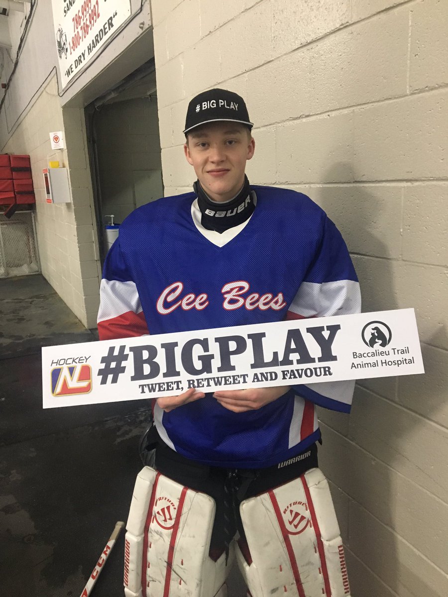 BAMHAMidget17's tweet photo. #bigplay for game #5 goes out to #1 for Glovertown and #30 for the CeeBee's! #baccalieutrailanimalhospital https://t.co/jTbAwIMPR0