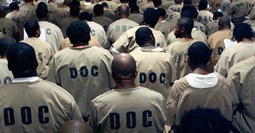 theclashcontent's tweet photo. The Attack on Mass Incarceration -- https://t.co/cQ53MvhoLE #ClashContent https://t.co/SB2mf9g1At