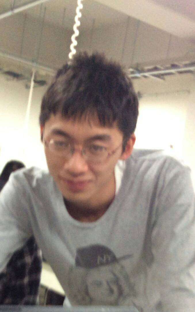 【部員紹介】
4年 工学部 電気電子
小澤寿匡
通称ザワさん👍✨
真面目にコツコツ練習に取り組んでいます！！！
勤勉なザワさんとお話しに、ぜひプールへ遊びに来てください🙌✨
専門種目 平泳ぎ