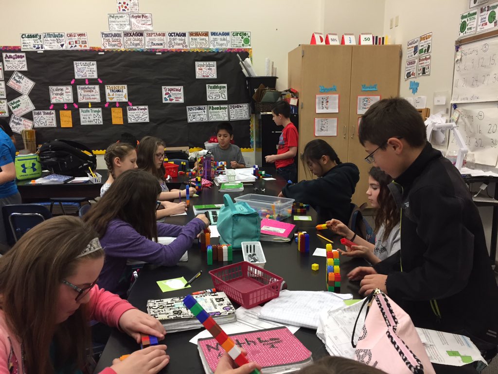 MsLylesClass's tweet photo. Finding volume#carson stars https://t.co/SLPhpYBPYq