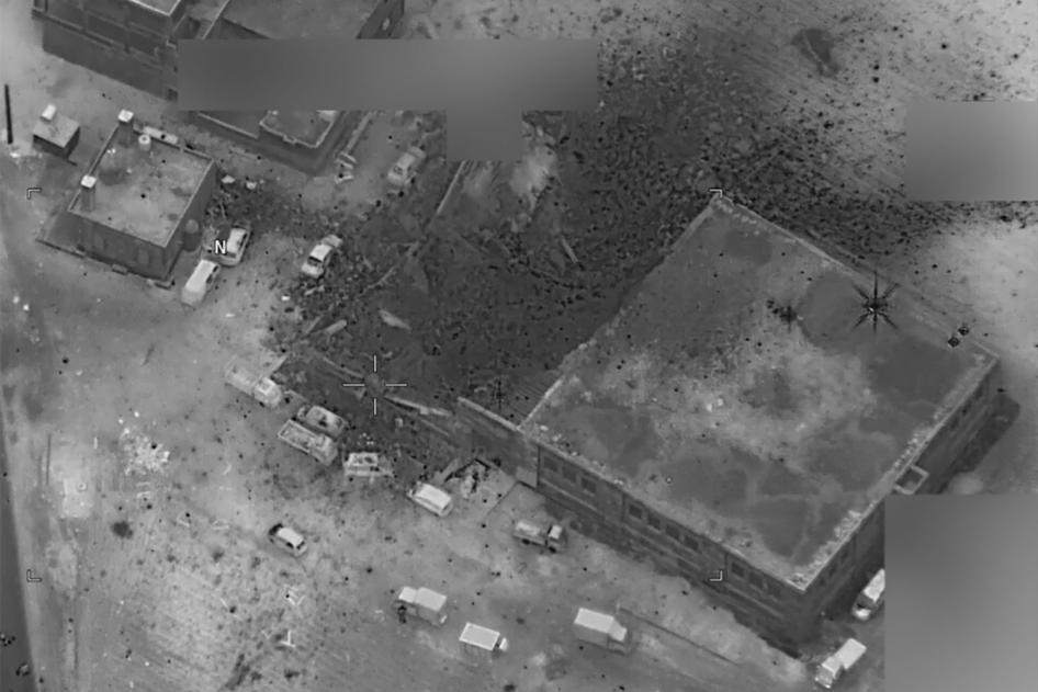 ChristopherJM's tweet photo. 'US seems to have gotten several things wrong in this attack.' Impressive work by @hrw @bellingcat @ForensicArchi. https://t.co/zgojXaidXx https://t.co/pLjRwFR75f