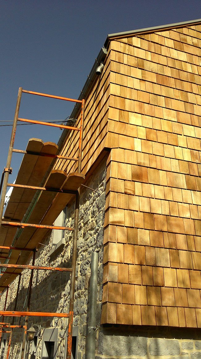 Toitetbois's tweet photo. Nous effectuons  la pose de #bardage en #bois ( cèdre) et vous invitons à découvrir nos réalisations https://t.co/MVG7Cqy8tG
#maison #toit https://t.co/yNh0wiTCwS